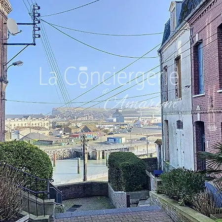 Maison Proche Du Port Avec Terrasse Et Cour Privative