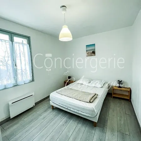 Maison Proche Du Port Avec Terrasse Et Cour Privative *
